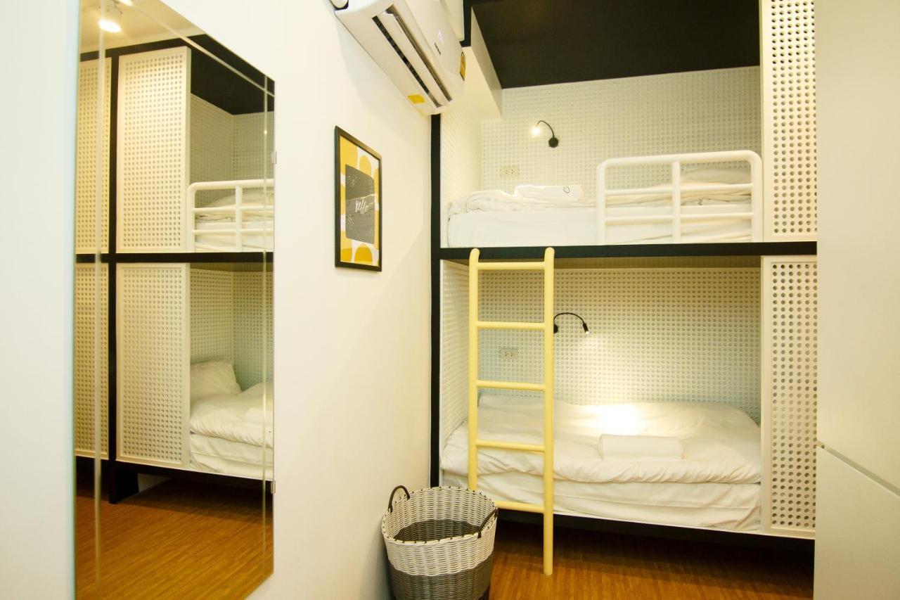 Hostel Folk Poshtel Asok Bangkok Exterior foto
