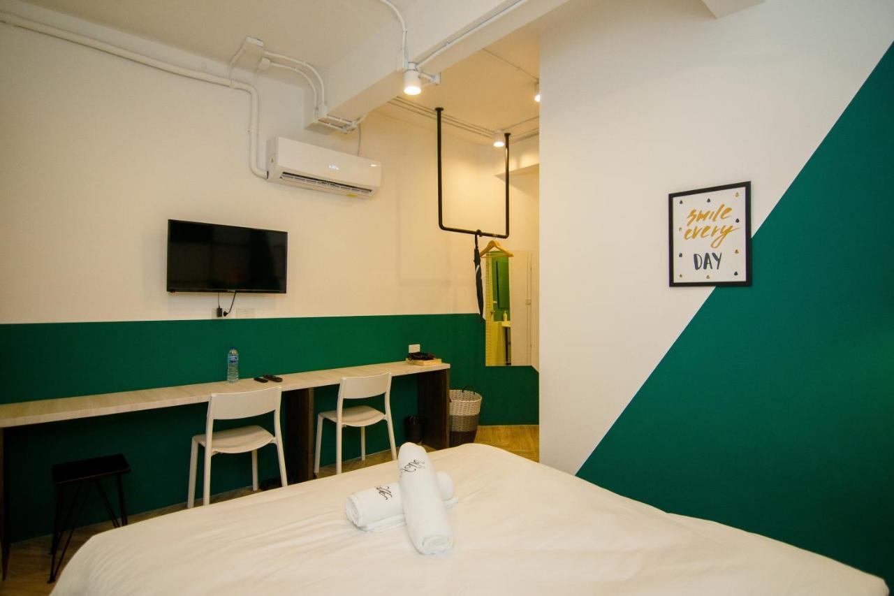 Hostel Folk Poshtel Asok Bangkok Exterior foto